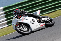 enduro-digital-images;event-digital-images;eventdigitalimages;mallory-park;mallory-park-photographs;mallory-park-trackday;mallory-park-trackday-photographs;no-limits-trackdays;peter-wileman-photography;racing-digital-images;trackday-digital-images;trackday-photos